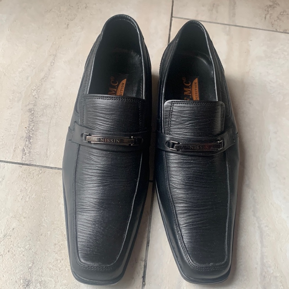 Nissin black official shoes for sale